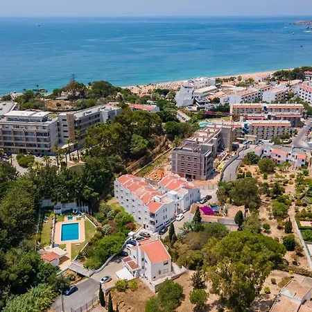 Appartement Charming Beachside W/ Pool By Lovelystay Albufeira