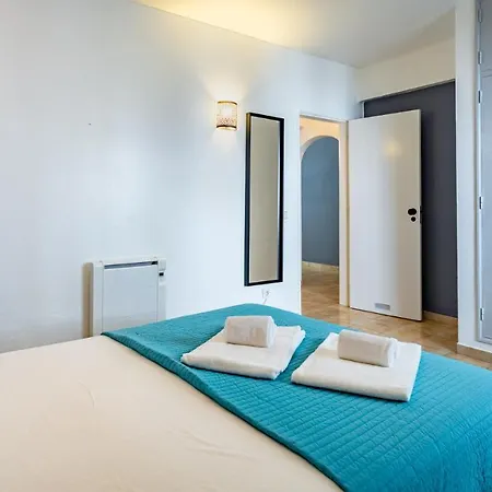 Charming Beachside W/ Pool By Lovelystay Albufeira